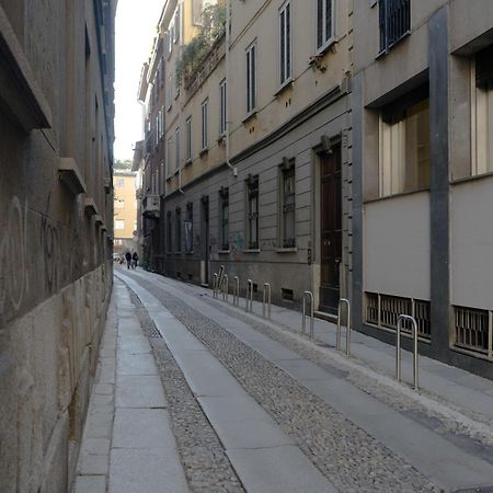 Disciplini Apartment A 5 Min Dal Duomo Milánó Kültér fotó