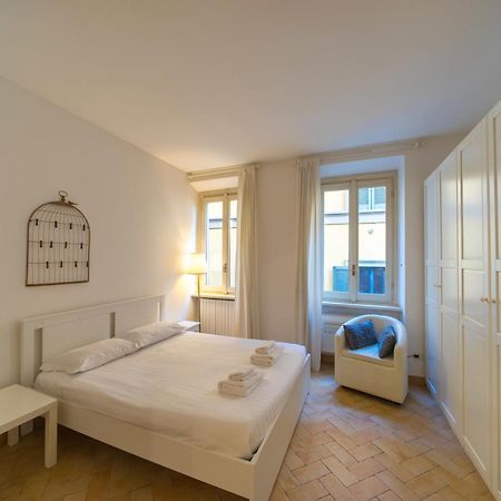 Disciplini Apartment A 5 Min Dal Duomo Milánó Kültér fotó