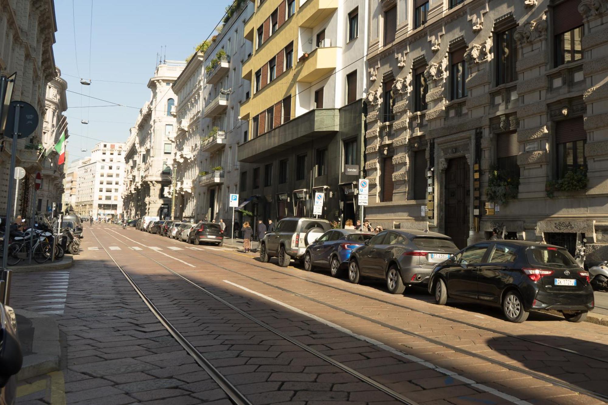 Disciplini Apartment A 5 Min Dal Duomo Milánó Kültér fotó