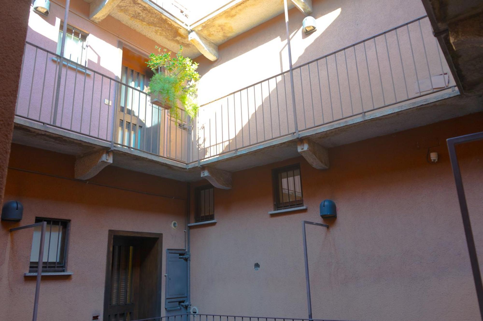 Disciplini Apartment A 5 Min Dal Duomo Milánó Kültér fotó