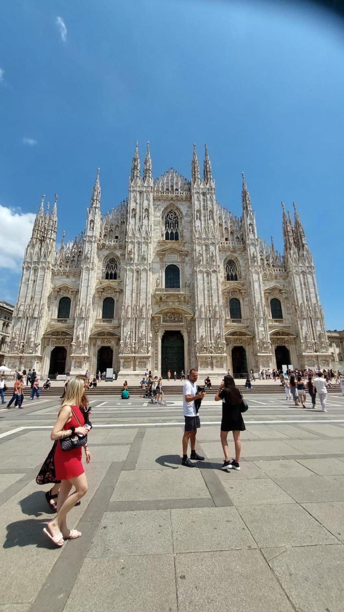 Disciplini Apartment A 5 Min Dal Duomo Milánó Kültér fotó